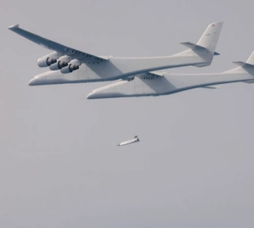 Phương tiện siêu thanh của Stratolaunch đạt tốc độ Mach 5